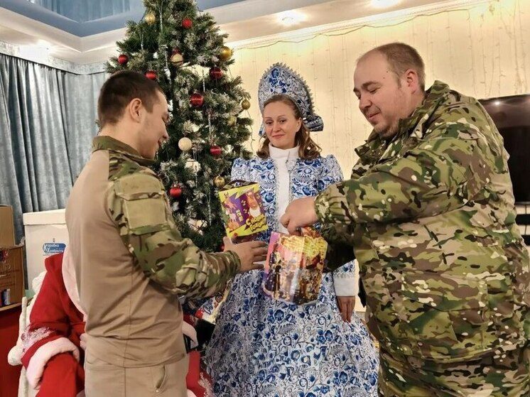 Детские подарки и письма из Ессентуков поддержали военных и детей в Луганской области