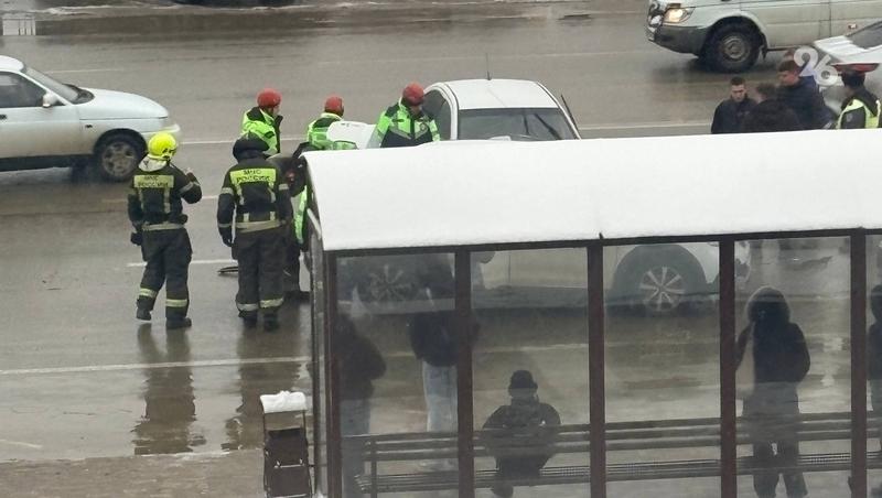 Два человека пострадали в аварии возле площади 200-летия в Ставрополе