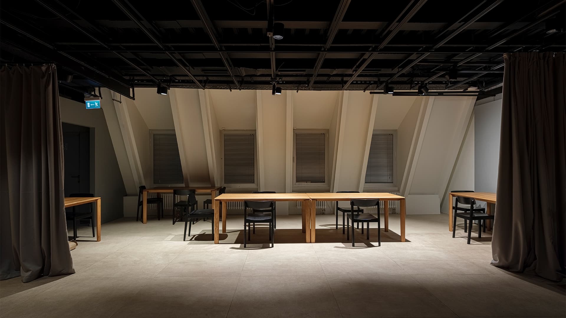 Искусство и интерьер: 6 московских галерей с эффектными пространствами