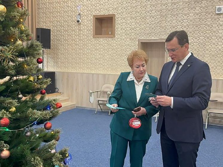 Глава Кисловодска исполнит новогодние желания четверых детей