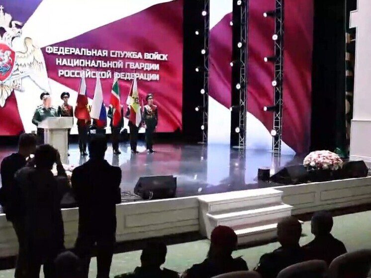 Глава Росгвардии вручил высокие награды в Грозном