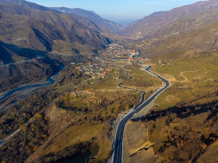 Главгосэкспертиза одобрила капремонт сложного участка трассы к курорту «Ведучи»