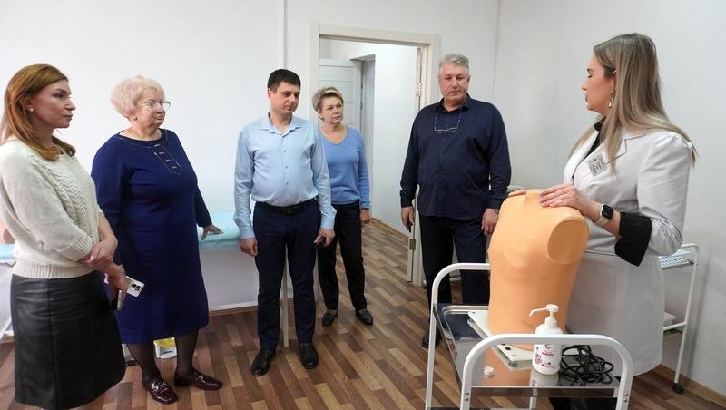 Гости из медколледжа в ЛНР рассказали в Невинномысске о работе под обстрелами