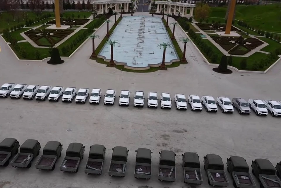 Из Чечни в зону спецоперации передали 80 внедорожников УАЗ0