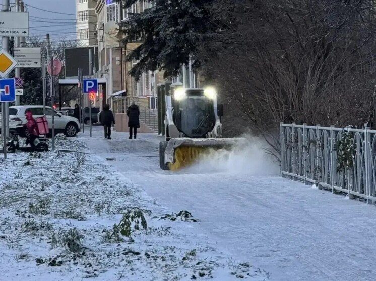 Коммунальные службы Ставрополя работают в усиленном режиме из-за непогоды
