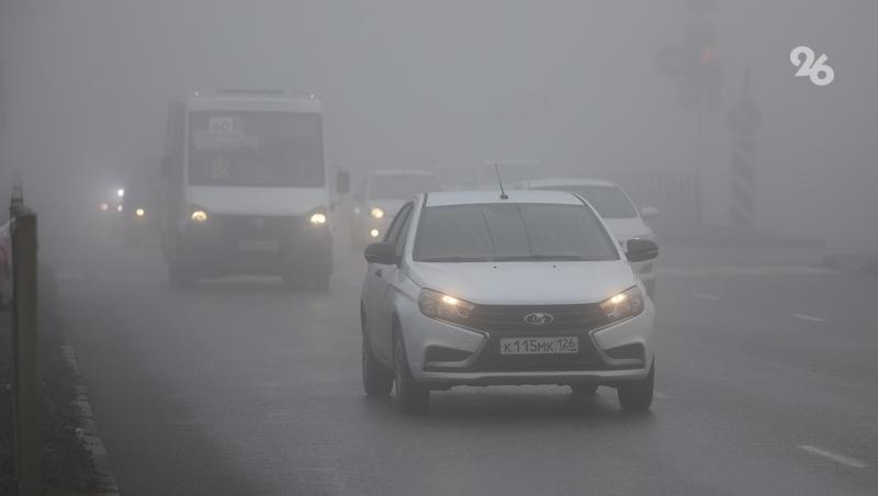 Невинномысские дороги обрабатывают для защиты от гололёда