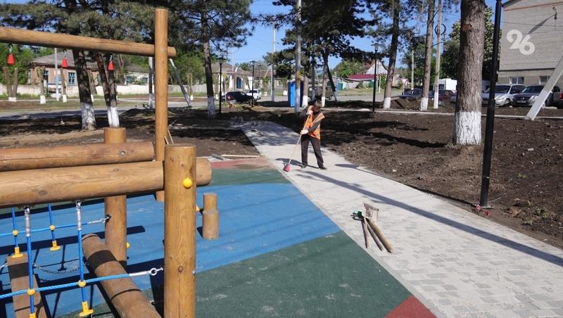 Парковую зону благоустраивают в селе Октябрьском на Ставрополье