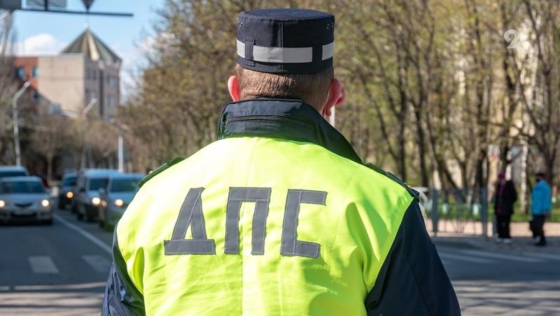 Пьяного водителя остановили автоинспекторы в Будённовском округе