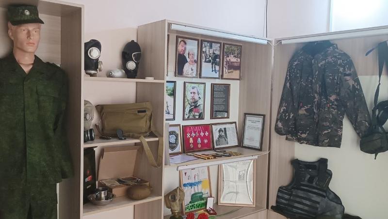 Посвящённая героям СВО выставка открылась в Зеленокумске