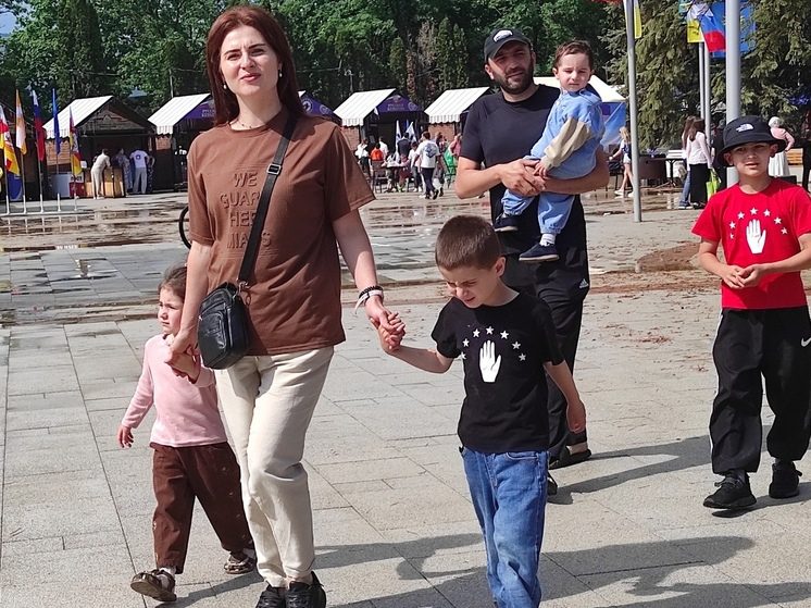 Путин отметил ценность ранних браков на Кавказе в ходе «Итогов года»