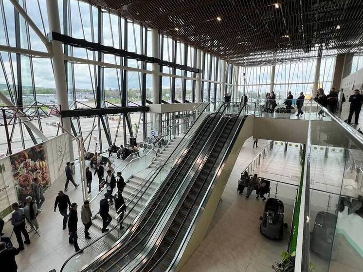 Самолет Самарканд — Сочи экстренно сел в аэропорту Минеральных Вод