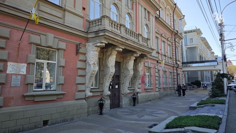 Ставропольская администрация попала топ-10 эффективных организаций региона