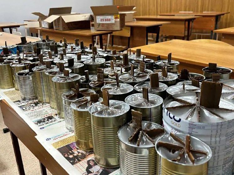 Ученики владикавказской школы отправили на СВО более 700 окопных свечей