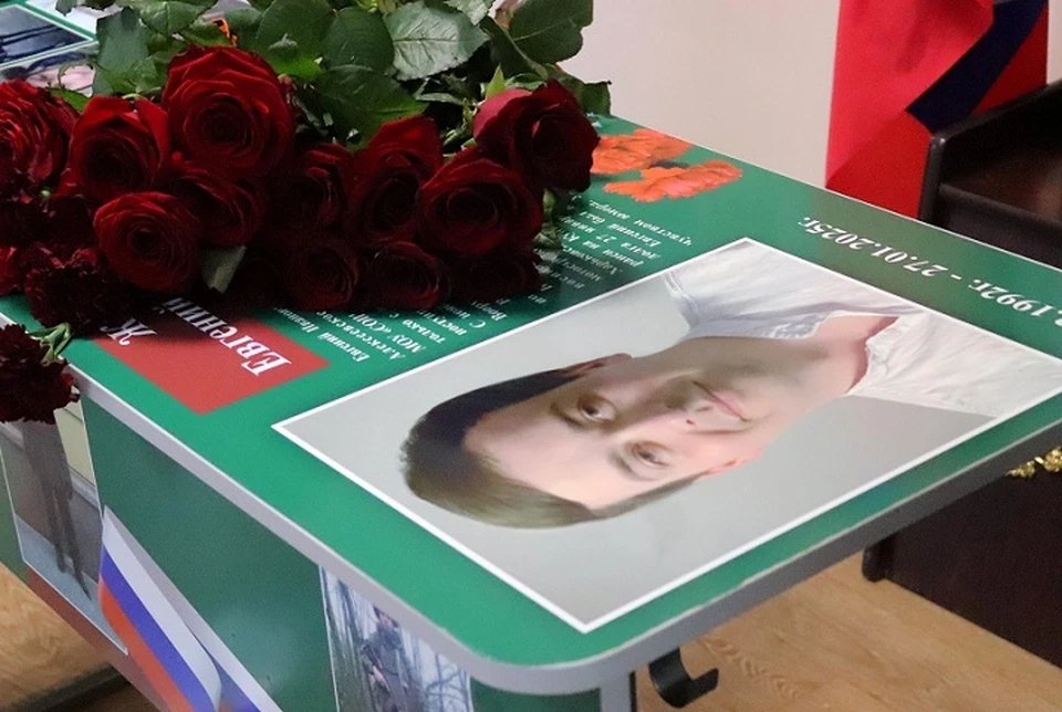 В двух школах на Ставрополье открыли Парты героев0