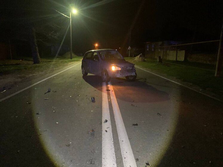В Грачевском округе Ставрополья столкнулись «Лада Калина» и «Тойота», пострадали два человека