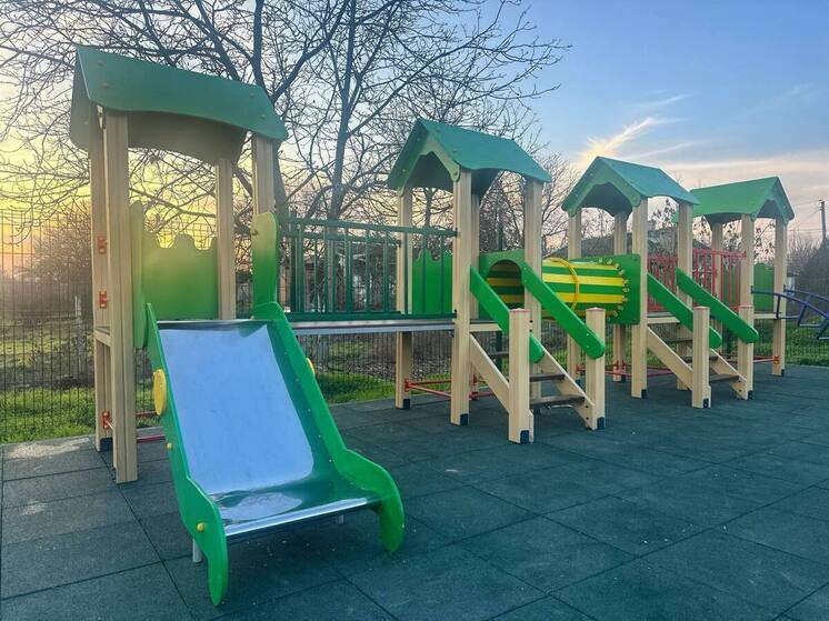 В Кировском округе Ставрополья построили еще две детские площадки