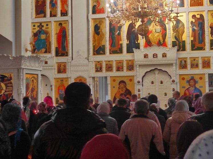 В Кисловодске освятили мозаичную икону, созданную детьми из Калужской области