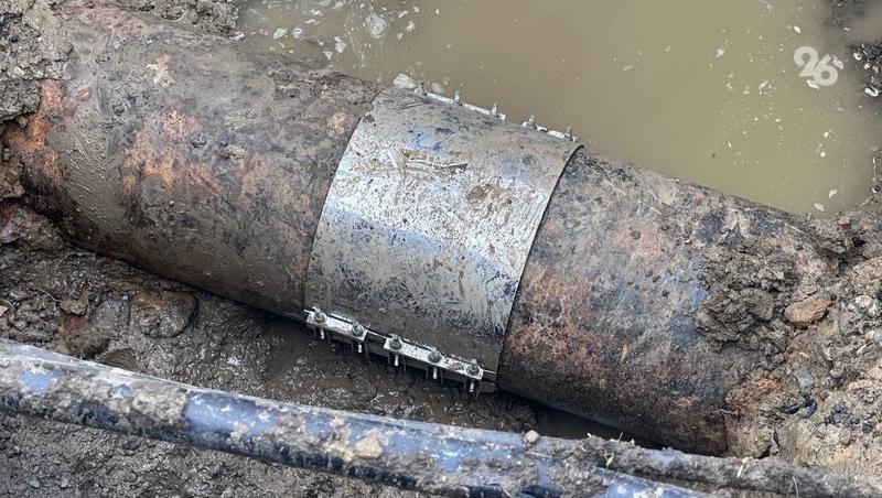 В Невинномысске устранили порыв на центральном водоводе