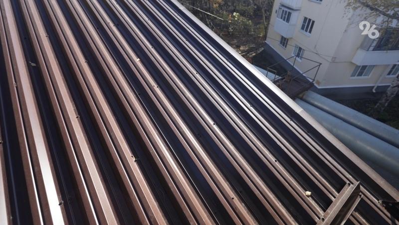 В Предгорном округе завершился ремонт кровли жилого дома