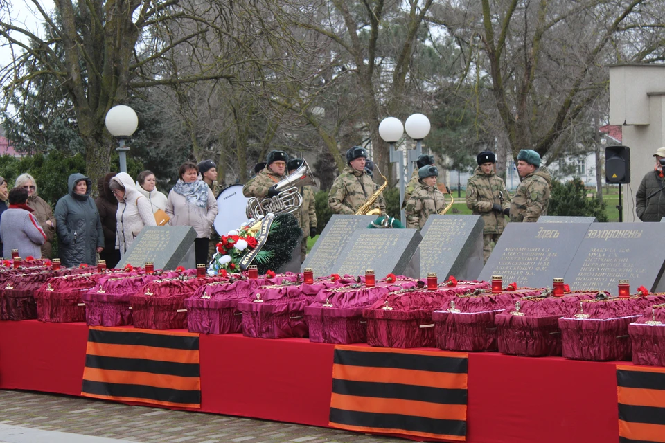 В селе Степном на Ставрополье перезахоронили останки 32 бойцов Красной армии0