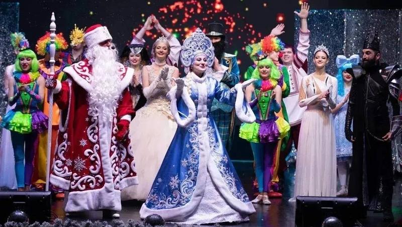 В выходные в Ставрополе, Пятигорске и Нефтекумске откроют благотворительные ёлки