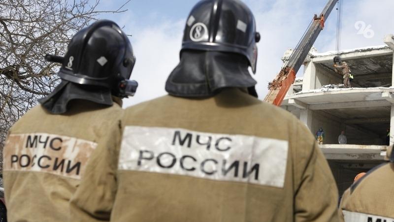 Восемь пожаров потушили на Ставрополье 17 декабря