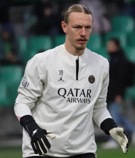 Вратарь со Ставрополья Сафонов впервые в истории FIFA отбил 4 пенальти подряд