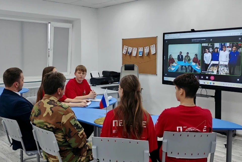 «Встречу поколений героев» провели для школьников Ставрополья и Луганщины0