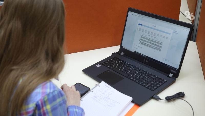 Жители СКФО начинают работать с онлайн-документами раньше центральной России