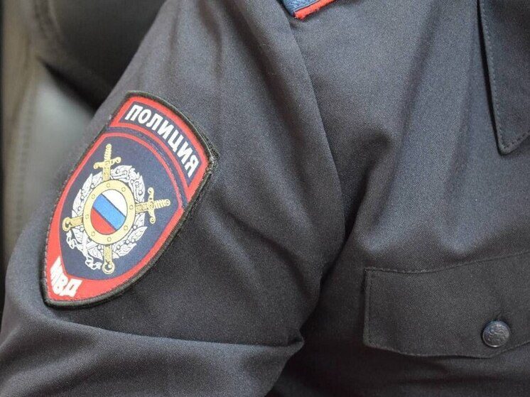 Жительница Нальчика пыталась дать взятку полицейским за торговлю нелегальными препаратами