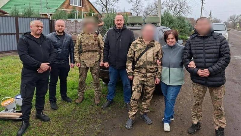 Зимнюю резину и бронежилеты отправили бойцам СВО из Андроповского округа