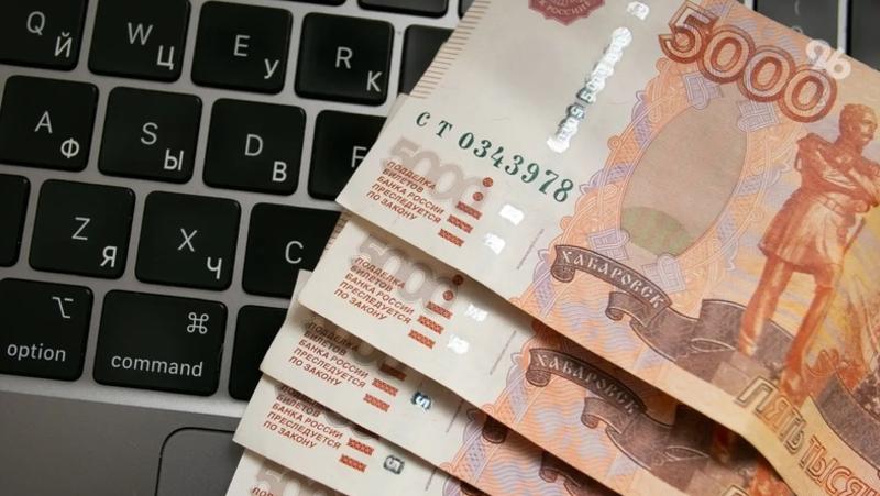 18-летняя ставропольчанка доверилась мошенникам и лишила отца более 400 тысяч