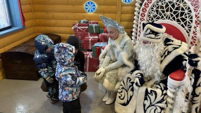 2 января в Ставрополе резиденция Деда Мороза примет детей на площади Ленина