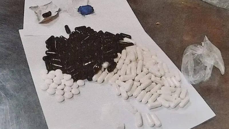 Арестант из Минвод добыл наркотики, пока его возили к месту преступления