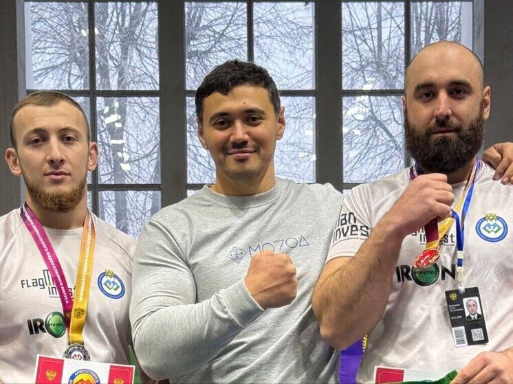  Армрестлеры из КБР завоевали медали на чемпионате СКФО