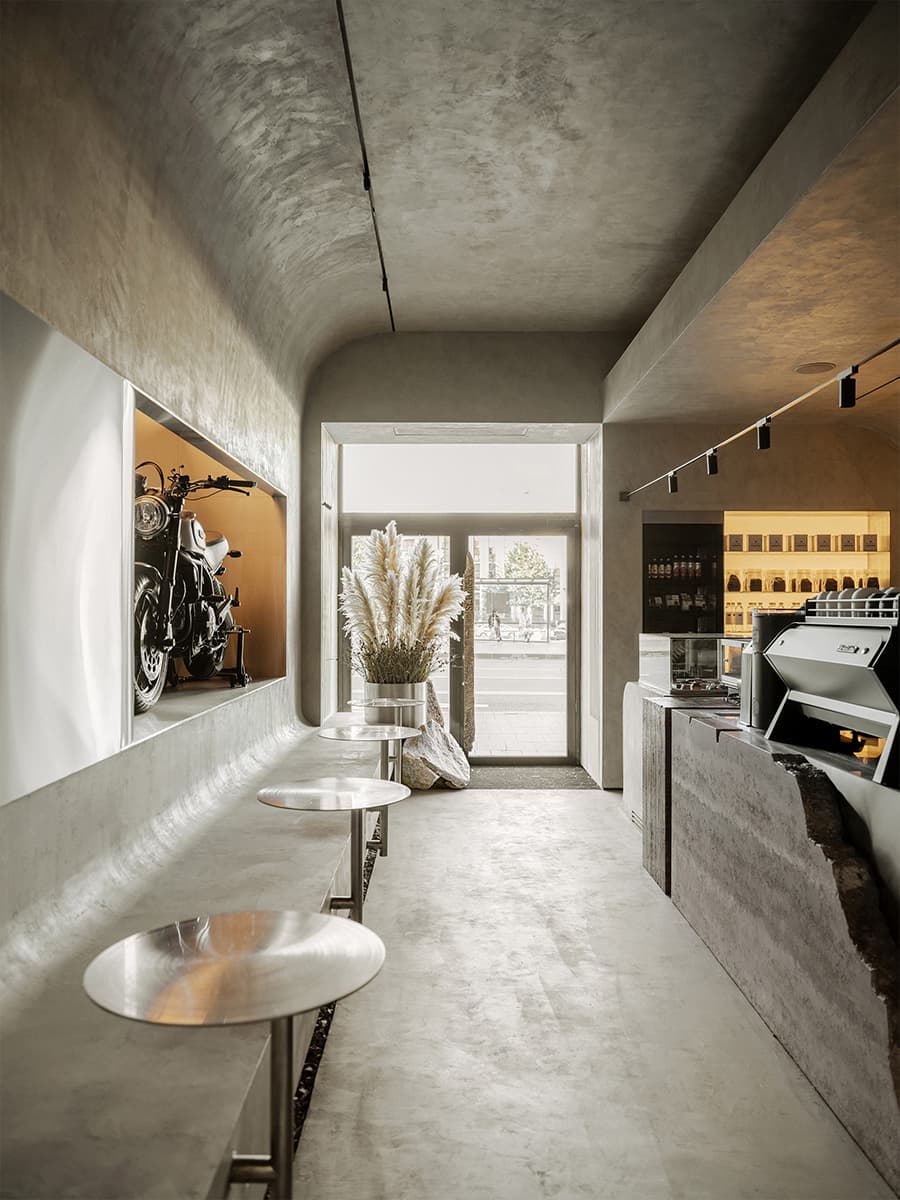 Брутальный интерьер «места силы» для любителей экстремального спорта — проект MARAT MAZUR Interior Design