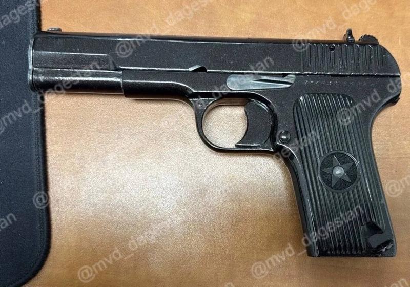 Двое жителей Дагестане стреляли в кассира, чтобы не платить за счёт в кафе