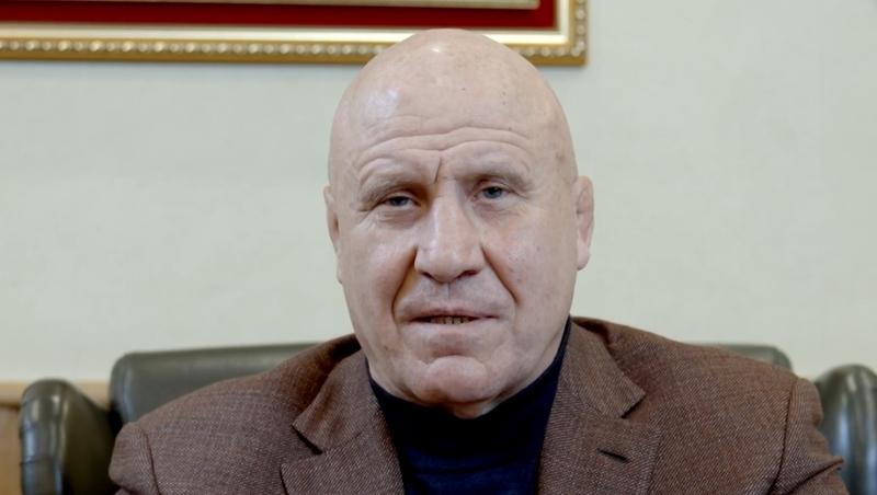 Федерация спортивной борьбы отреагирует на драку после победы осетина в Грозном