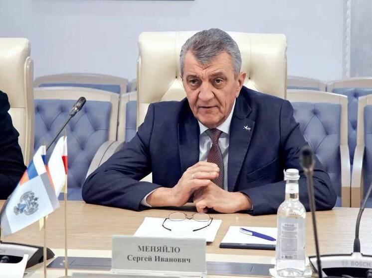 Глава Северной Осетии Сергей Меняйло обсудил с Росавтодором масштабные дорожные проекты на 2026 год