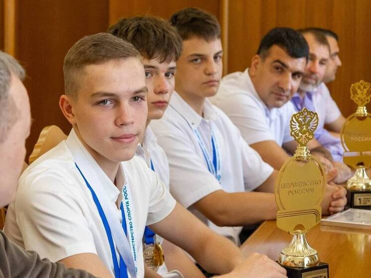 Губернатор Владимир Владимиров: стипендии для молодых спортсменов на Ставрополье увеличены вдвое