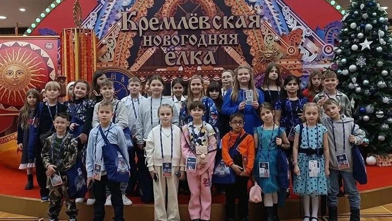 Губернатор Владимиров: 69 детей со Ставрополья побывали на Кремлёвской ёлке