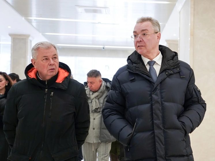 Губернатор Владимиров и сенатор Артамонов проинспектировали ход строительства конгресс-центра в Кисловодске
