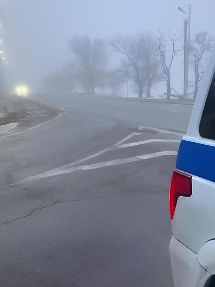 Густой туман осложнил движение в Будённовском округе Ставропольского края