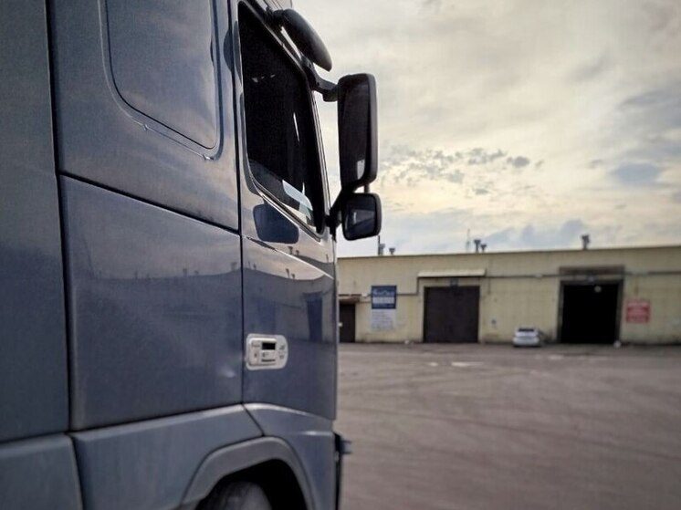 На дорогах России к 2028 году будут работать свыше 300 беспилотных грузовиков