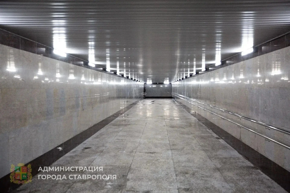 Обновленный подземный пешеходный переход открыли в Ставрополе0