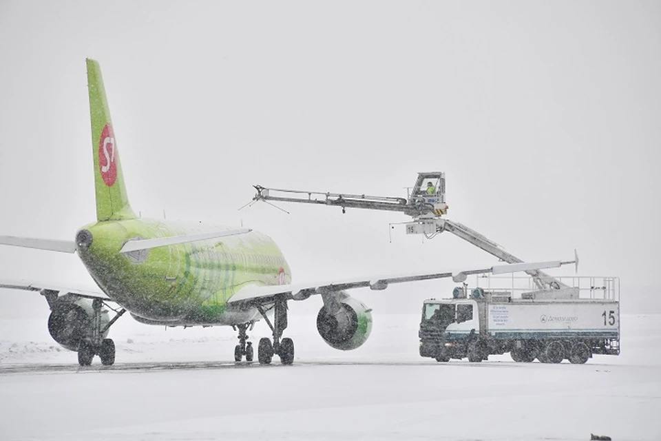 Пассажиров перенаправленных на Ставрополье авиарейсов отвезут в Краснодар0