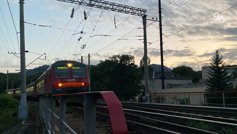 Поезд &laquo;Симферополь &mdash; Кисловодск&raquo; задерживается на 5,5 часа