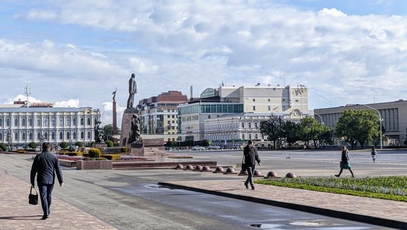 С фасадов зданий в Ставрополе сняли 161 рекламную вывеску