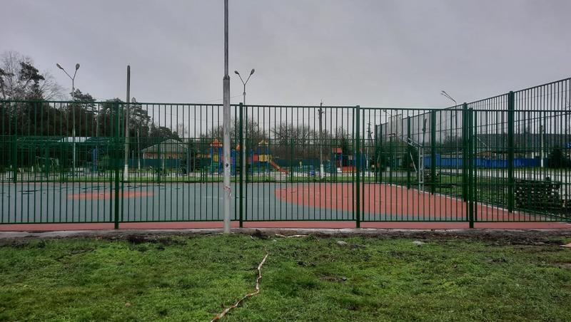 Спортплощадку обновили в посёлке Новоалександровского округа