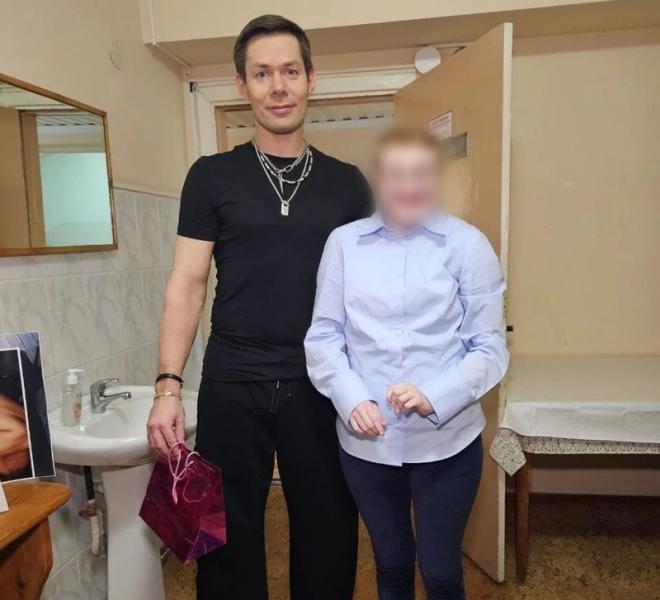 Стас Пьеха исполнил мечту девочки с синдромом Корнелии де Ланге из Ессентуков